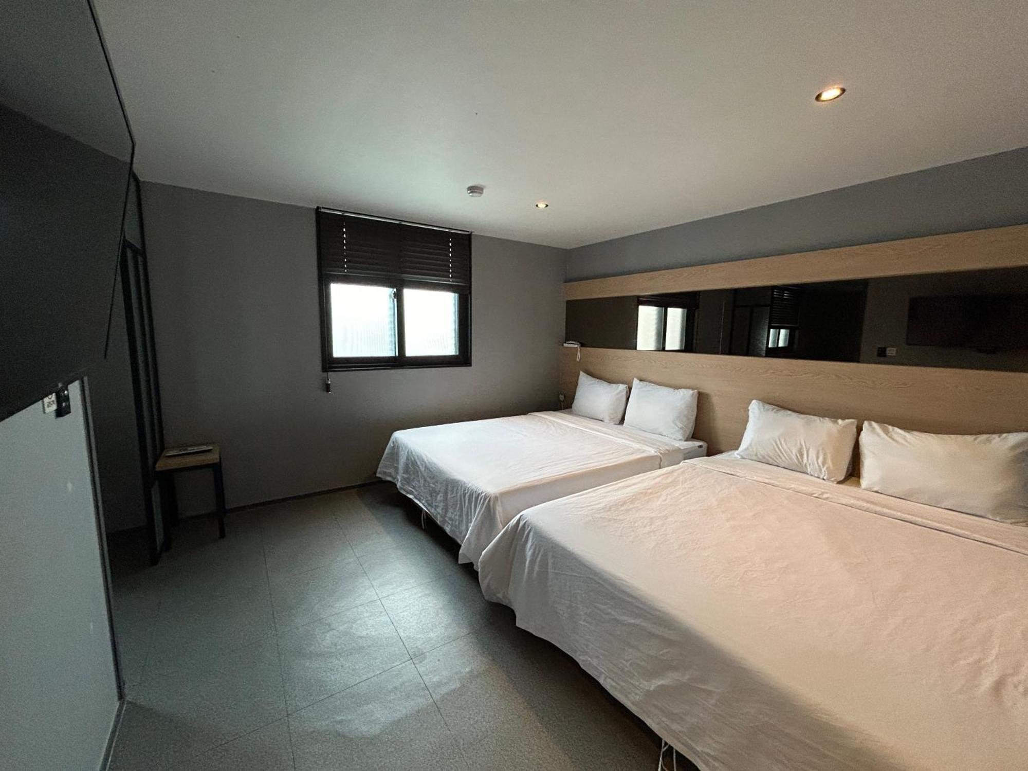 Deluxe Motel جيوجي المظهر الخارجي الصورة