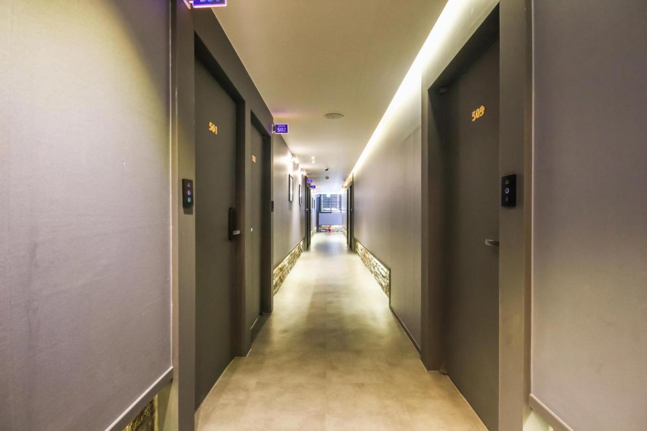 Deluxe Motel جيوجي المظهر الخارجي الصورة