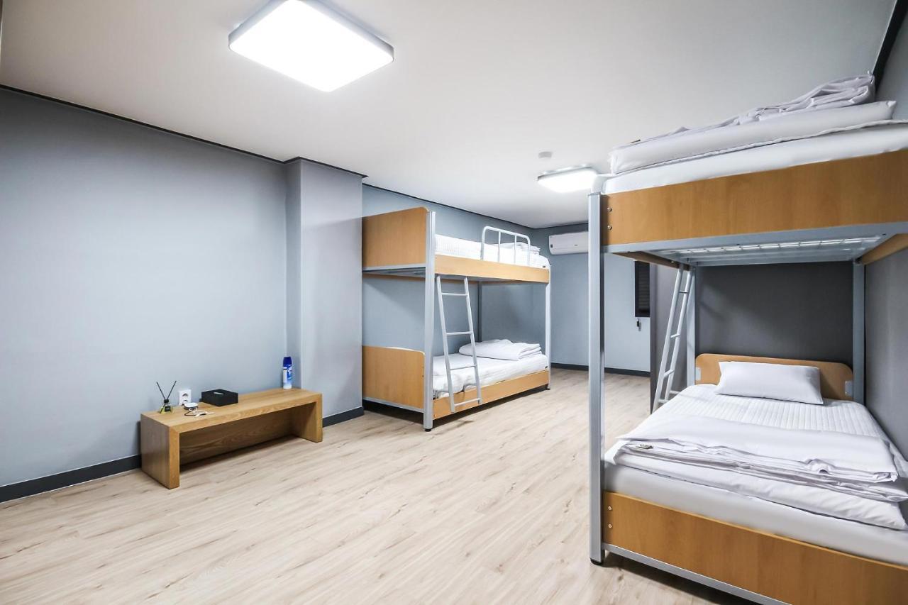 Deluxe Motel جيوجي المظهر الخارجي الصورة