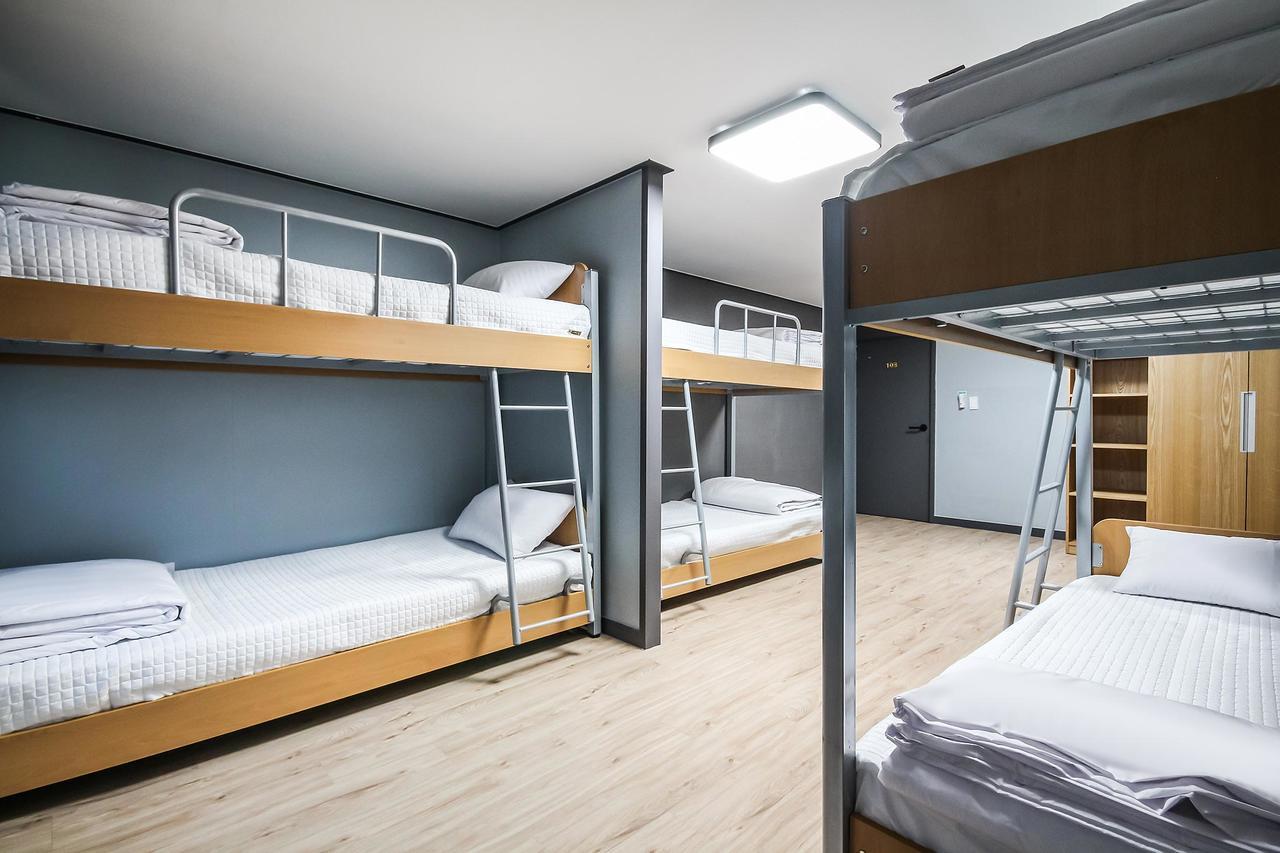 Deluxe Motel جيوجي المظهر الخارجي الصورة